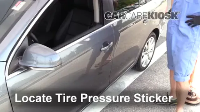 2013 Volkswagen Jetta TDI 2.0L 4 Cyl. Turbo Diesel Wagon Tires & Wheels Check Tire Pressure